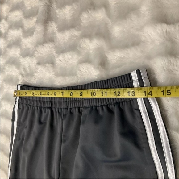 ADIDAS Young Men’s Athletic Gray 3 Stripe Pants Size 18/20 XL - Picture 8 of 11